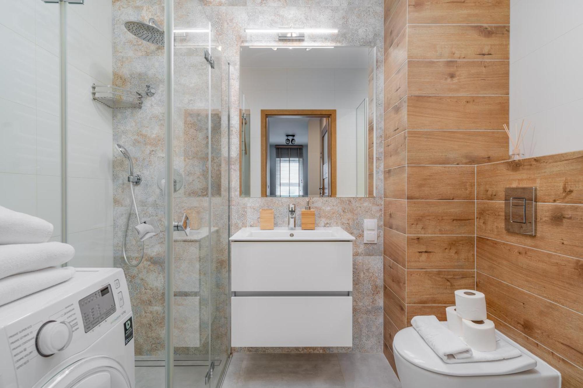 Citystay Wroblewskiego Apartament Z Parkingiem! Łódź Buitenkant foto